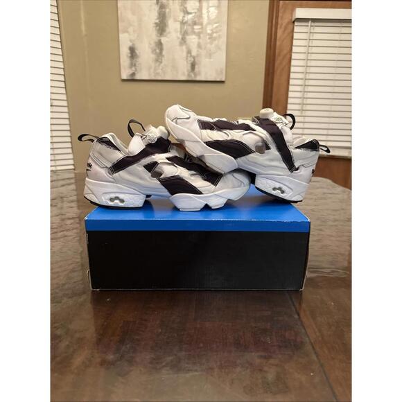 Reebok Other - Reebok InstaPump Fury Overbranded White Black Slip On AR1413 2016 Mens Size 11